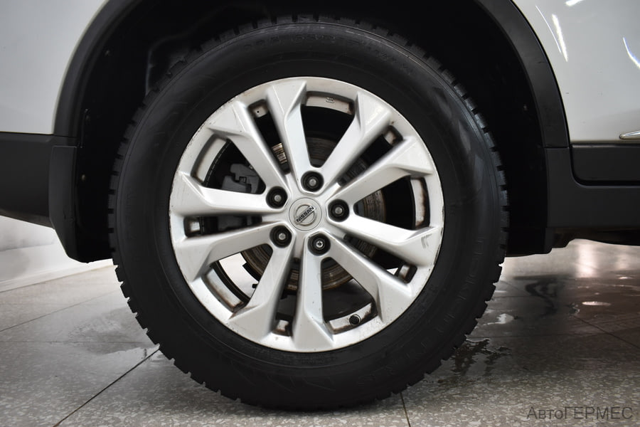 Фото NISSAN X-Trail III с пробегом | №16