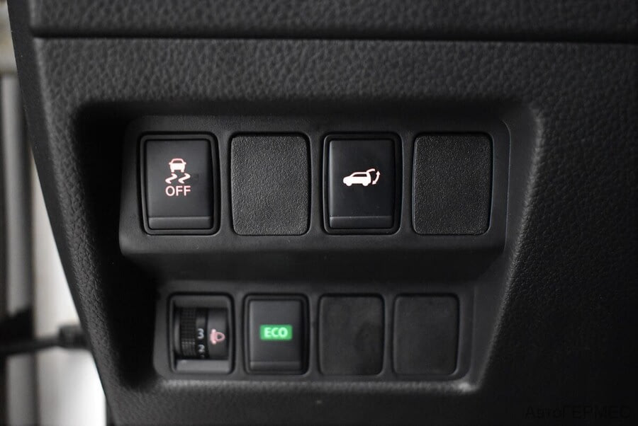 Фото NISSAN X-Trail III Рестайлинг с пробегом | №11