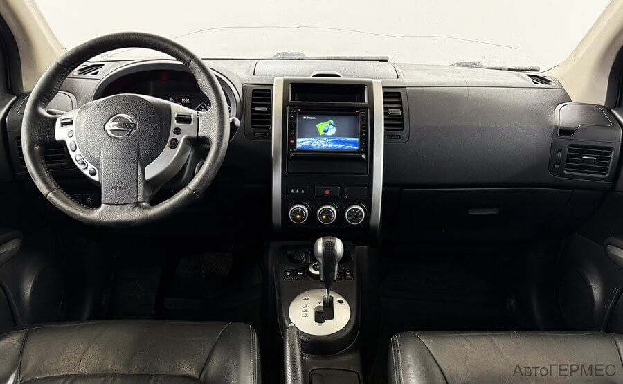 Фото NISSAN X-Trail II Рестайлинг с пробегом | №5 Фото NISSAN X-Trail II Рестайлинг с пробегом | №5