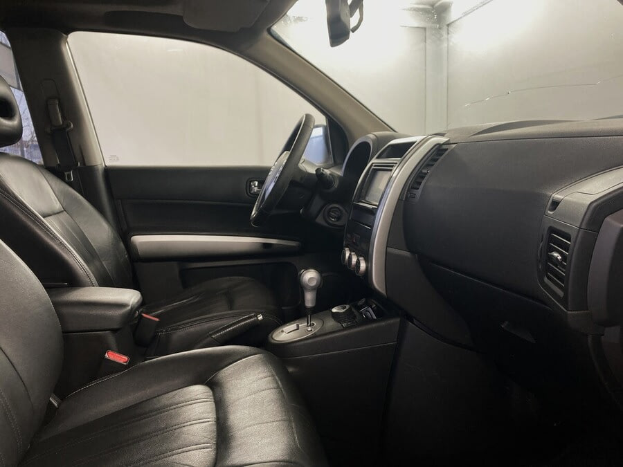 Фото NISSAN X-Trail II Рестайлинг с пробегом | №13 Фото NISSAN X-Trail II Рестайлинг с пробегом | №13