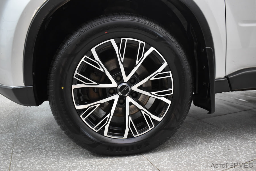 Фото NISSAN X-Trail II Рестайлинг с пробегом | №18 Фото NISSAN X-Trail II Рестайлинг с пробегом | №18