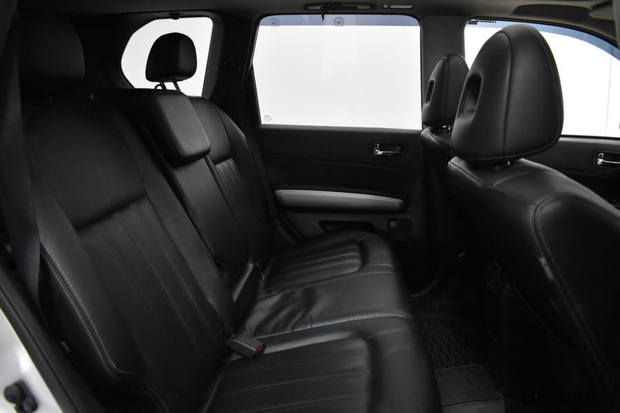 Фото NISSAN X-Trail II Рестайлинг с пробегом | №15 Фото NISSAN X-Trail II Рестайлинг с пробегом | №15