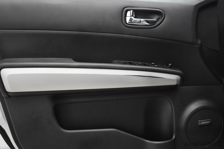 Фото NISSAN X-Trail II Рестайлинг с пробегом | №13 Фото NISSAN X-Trail II Рестайлинг с пробегом | №13