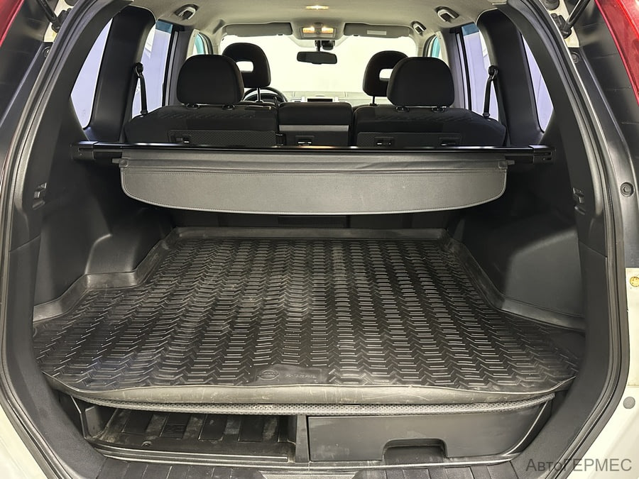 Фото NISSAN X-Trail II Рестайлинг с пробегом | №15 Фото NISSAN X-Trail II Рестайлинг с пробегом | №15