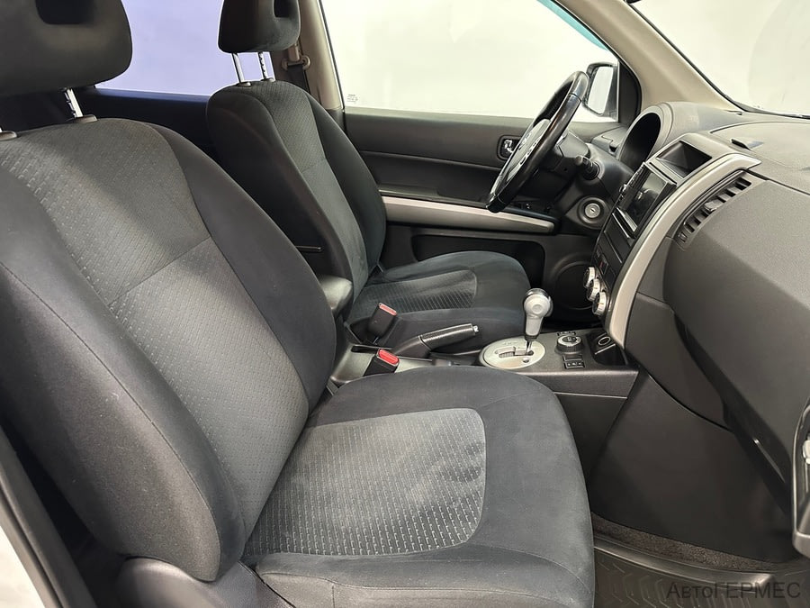 Фото NISSAN X-Trail II Рестайлинг с пробегом | №13 Фото NISSAN X-Trail II Рестайлинг с пробегом | №13