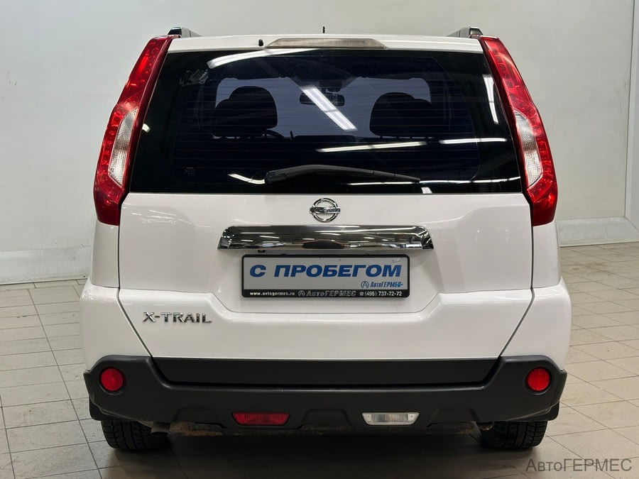 Фото NISSAN X-Trail II Рестайлинг с пробегом | №3 Фото NISSAN X-Trail II Рестайлинг с пробегом | №3