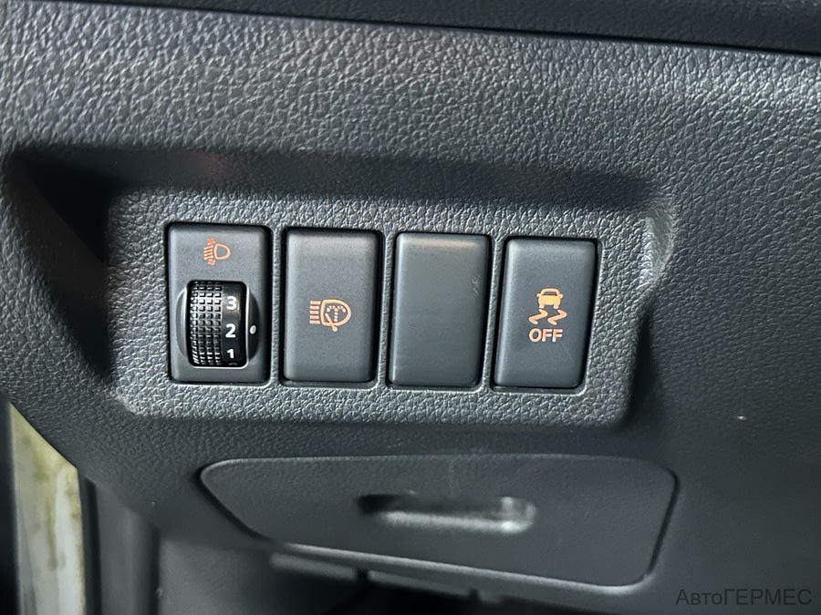 Фото NISSAN X-Trail II Рестайлинг с пробегом | №10 Фото NISSAN X-Trail II Рестайлинг с пробегом | №10