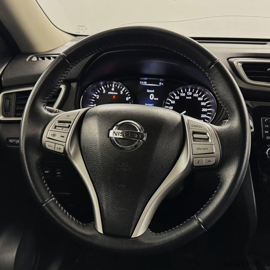 Фото NISSAN X-Trail III с пробегом | №9