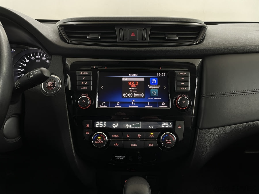 Фото NISSAN X-Trail III Рестайлинг с пробегом | №7 Фото NISSAN X-Trail III Рестайлинг с пробегом | №7