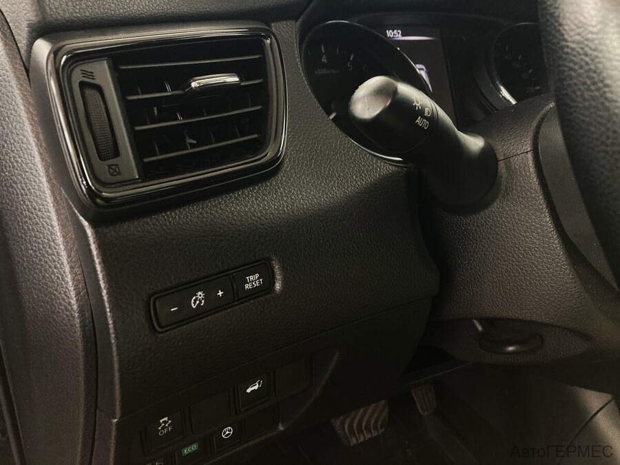 Фото NISSAN X-Trail III Рестайлинг с пробегом | №10