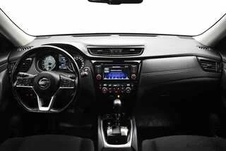Фото NISSAN X-Trail III Рестайлинг с пробегом Фото NISSAN X-Trail III Рестайлинг с пробегом