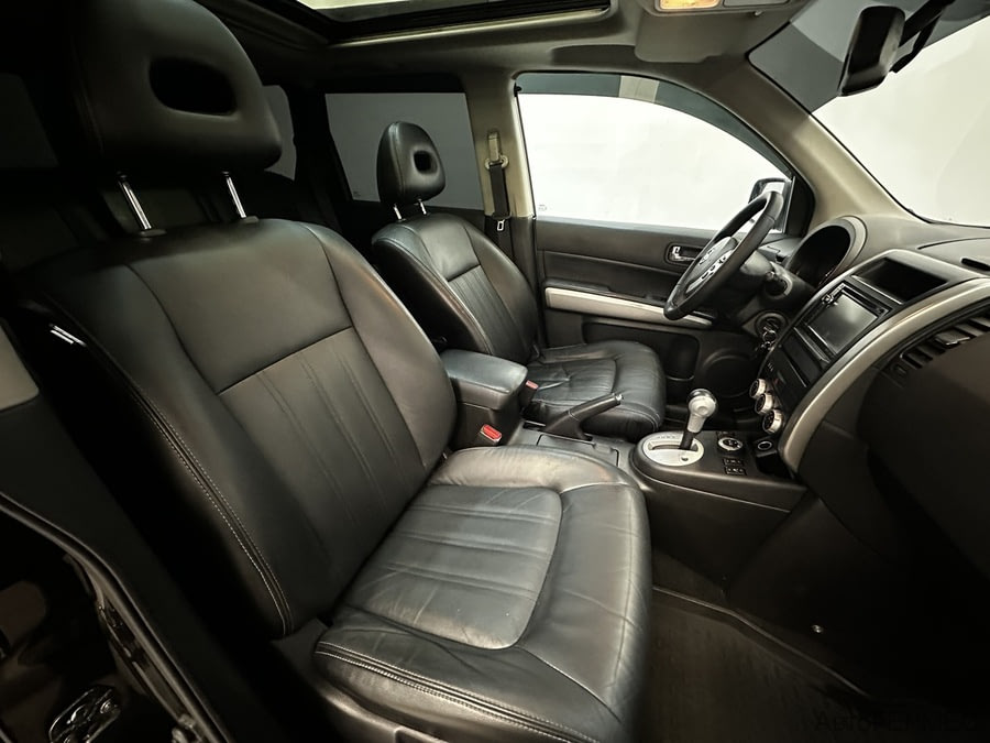 Фото NISSAN X-Trail II Рестайлинг с пробегом | №15 Фото NISSAN X-Trail II Рестайлинг с пробегом | №15