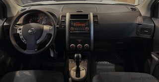 Фото NISSAN X-Trail II Рестайлинг с пробегом Фото NISSAN X-Trail II Рестайлинг с пробегом