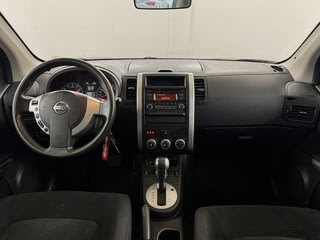 Фото NISSAN X-Trail II Рестайлинг с пробегом Фото NISSAN X-Trail II Рестайлинг с пробегом