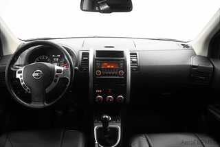 Фото NISSAN X-Trail II Рестайлинг с пробегом Фото NISSAN X-Trail II Рестайлинг с пробегом