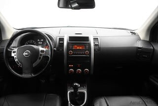 Фото NISSAN X-Trail II Рестайлинг с пробегом Фото NISSAN X-Trail II Рестайлинг с пробегом