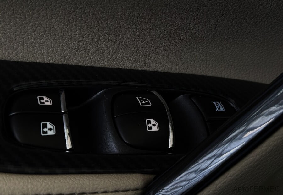 Фото NISSAN X-Trail III Рестайлинг с пробегом | №12