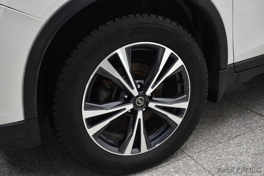 Фото NISSAN X-Trail III Рестайлинг с пробегом | №16