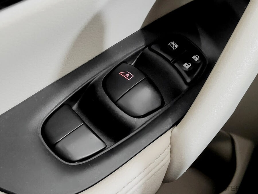 Фото NISSAN X-Trail III Рестайлинг с пробегом | №11