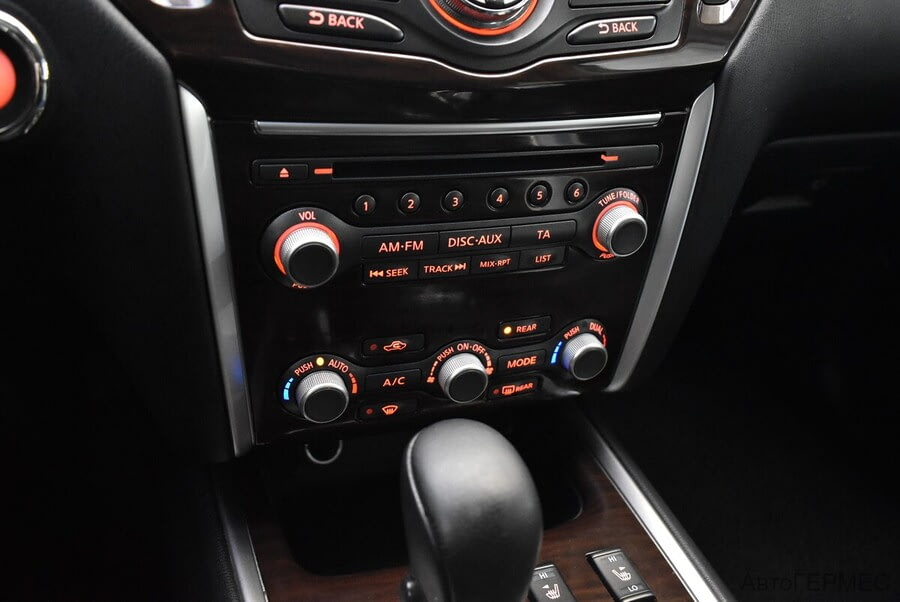 Фото NISSAN Pathfinder IV с пробегом | №9 Фото NISSAN Pathfinder IV с пробегом | №9