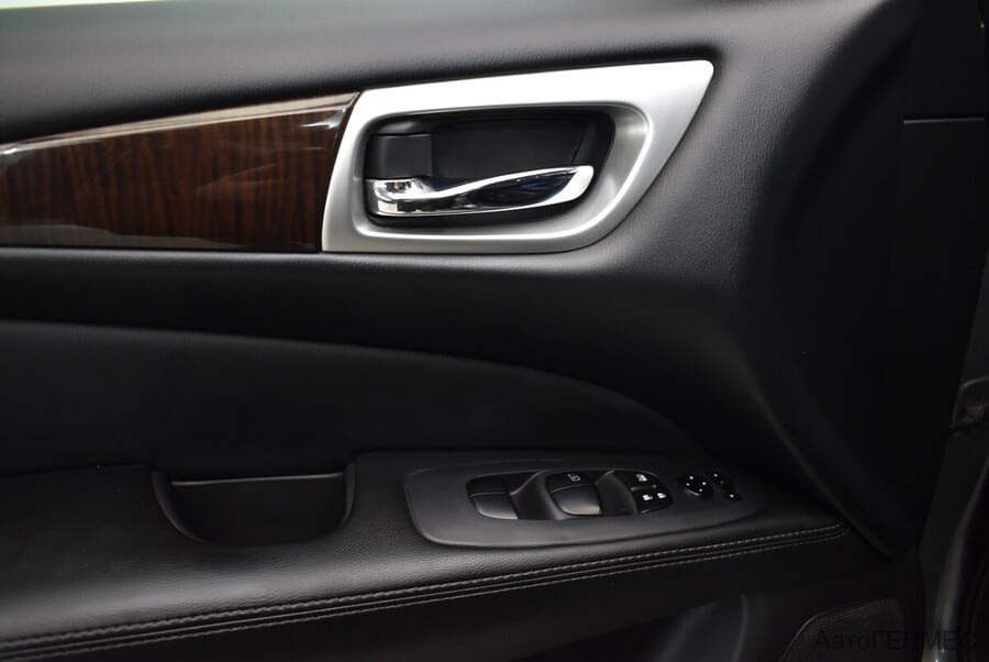 Фото NISSAN Pathfinder IV с пробегом | №14 Фото NISSAN Pathfinder IV с пробегом | №14