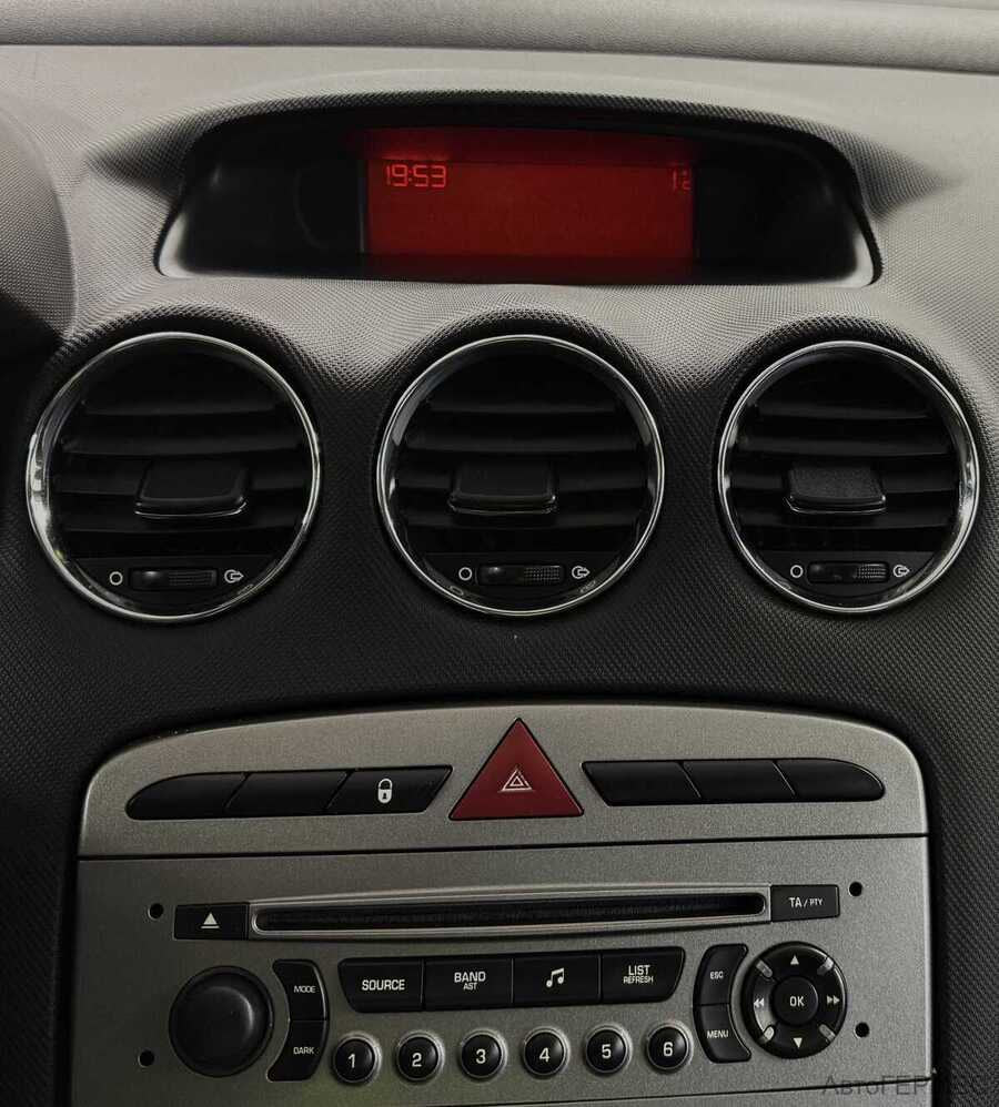 Фото PEUGEOT 308 I Рестайлинг с пробегом | №6 Фото PEUGEOT 308 I Рестайлинг с пробегом | №6