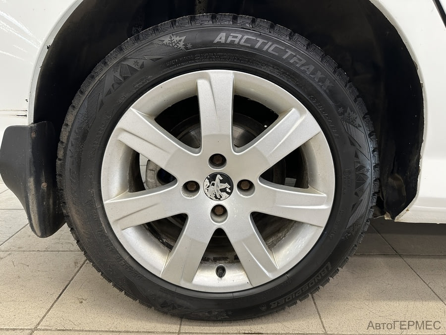 Фото PEUGEOT 308 I Рестайлинг с пробегом | №17