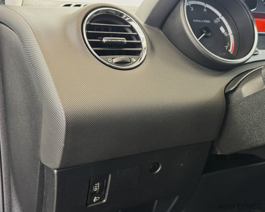 Фото PEUGEOT 308 I Рестайлинг с пробегом | №8