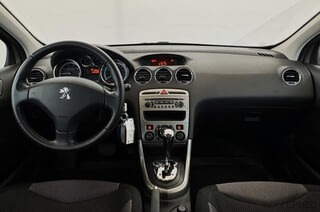 Фото PEUGEOT 308 I Рестайлинг с пробегом