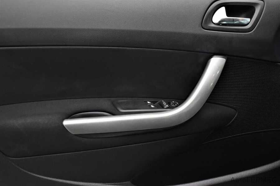 Фото PEUGEOT 308 I Рестайлинг с пробегом | №10