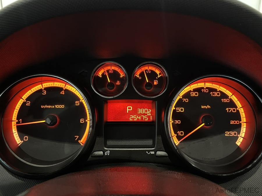 Фото PEUGEOT 408 I с пробегом | №6