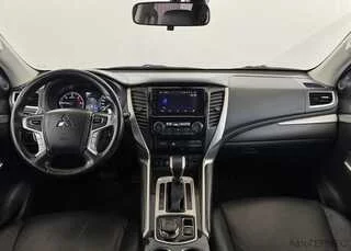 Фото MITSUBISHI Pajero Sport III с пробегом