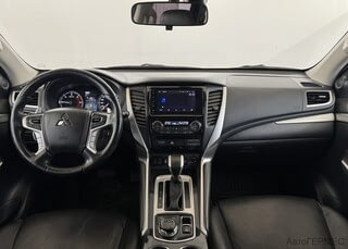 Фото MITSUBISHI Pajero Sport III с пробегом