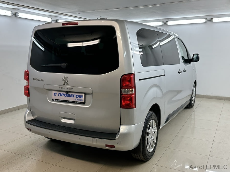 Фото PEUGEOT Traveller I с пробегом | №4 Фото PEUGEOT Traveller I с пробегом | №4