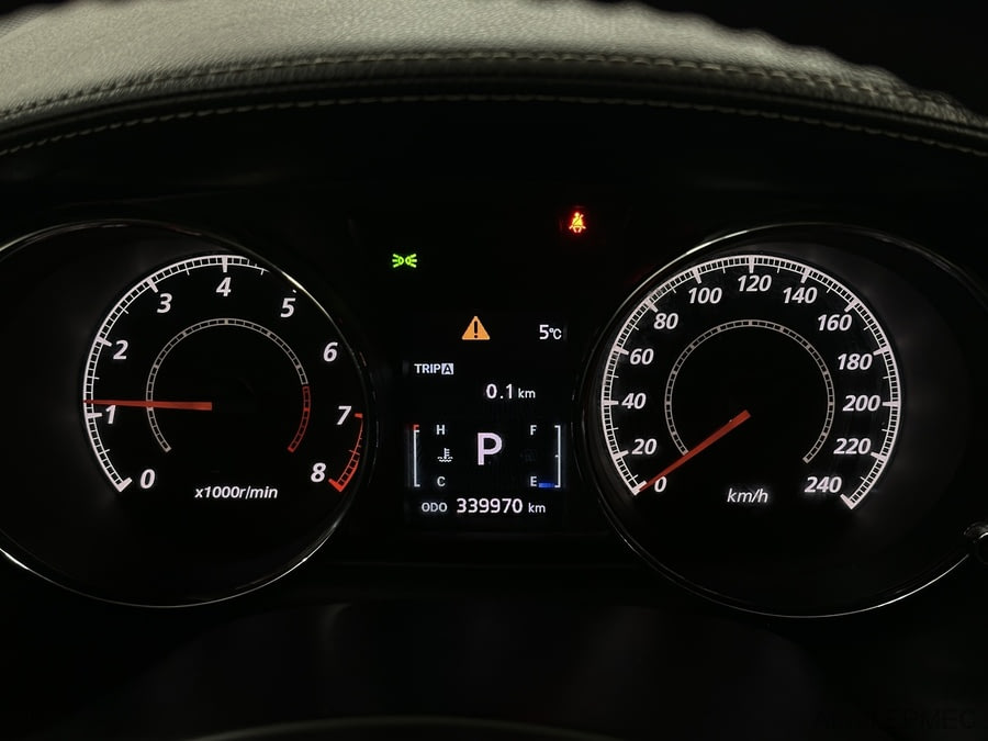 Фото CITROEN C-Crosser I с пробегом | №6 Фото CITROEN C-Crosser I с пробегом | №6