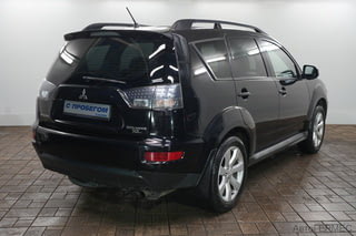 Фото MITSUBISHI Outlander II Рестайлинг с пробегом