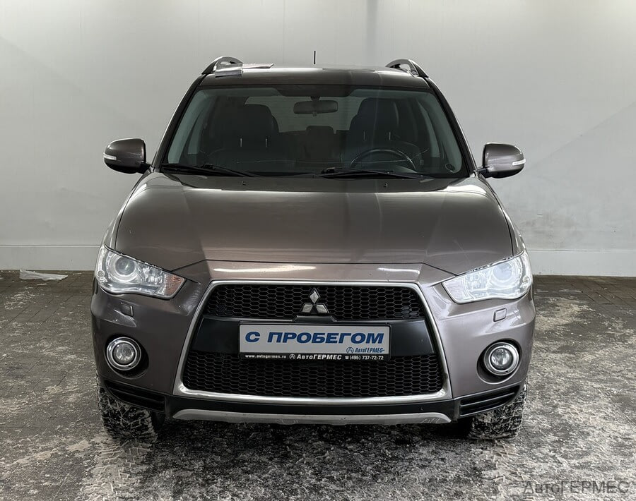 Фото MITSUBISHI Outlander II Рестайлинг с пробегом | №2 Фото MITSUBISHI Outlander II Рестайлинг с пробегом | №2