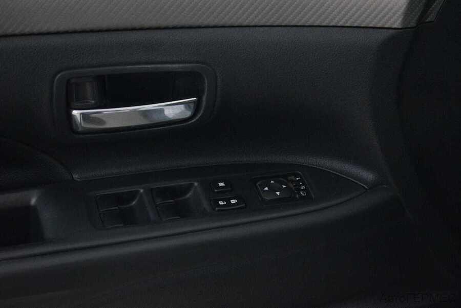 Фото MITSUBISHI Outlander III с пробегом | №10