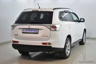 Фото MITSUBISHI Outlander III с пробегом