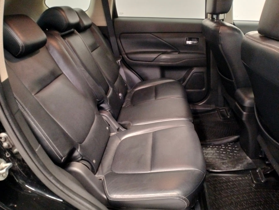 Фото MITSUBISHI Outlander III с пробегом | №12 Фото MITSUBISHI Outlander III с пробегом | №12