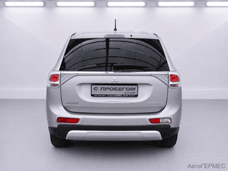 Фото MITSUBISHI Outlander III Рестайлинг с пробегом Фото MITSUBISHI Outlander III Рестайлинг с пробегом