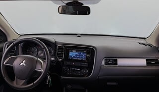 Фото MITSUBISHI Outlander III Рестайлинг с пробегом Фото MITSUBISHI Outlander III Рестайлинг с пробегом