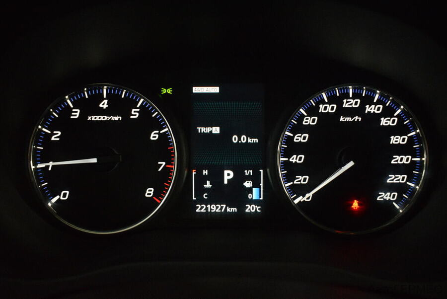 Фото MITSUBISHI Outlander III Рестайлинг с пробегом | №6 Фото MITSUBISHI Outlander III Рестайлинг с пробегом | №6