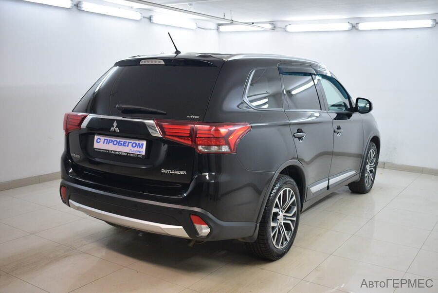 Фото MITSUBISHI Outlander III Рестайлинг 2 с пробегом | №4 Фото MITSUBISHI Outlander III Рестайлинг 2 с пробегом | №4