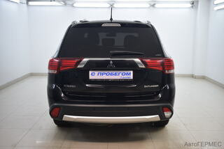 Фото MITSUBISHI Outlander III Рестайлинг 2 с пробегом