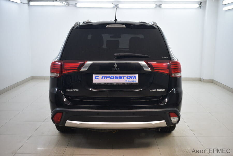 Фото MITSUBISHI Outlander III Рестайлинг 2 с пробегом | №3 Фото MITSUBISHI Outlander III Рестайлинг 2 с пробегом | №3