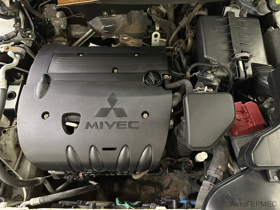 Фото MITSUBISHI Outlander III Рестайлинг 2 с пробегом | №16