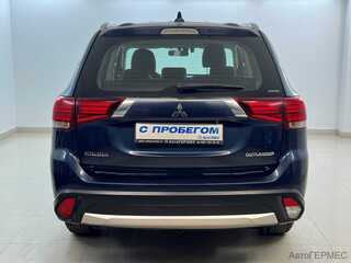 Фото MITSUBISHI Outlander III Рестайлинг 2 с пробегом Фото MITSUBISHI Outlander III Рестайлинг 2 с пробегом