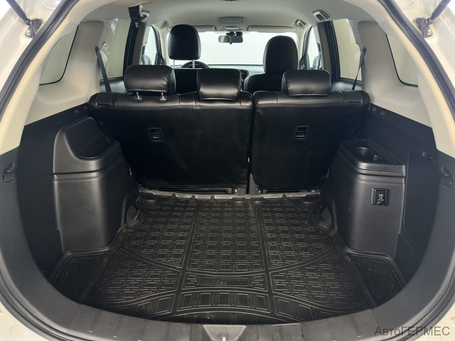 Фото MITSUBISHI Outlander III Рестайлинг 2 с пробегом | №13 Фото MITSUBISHI Outlander III Рестайлинг 2 с пробегом | №13