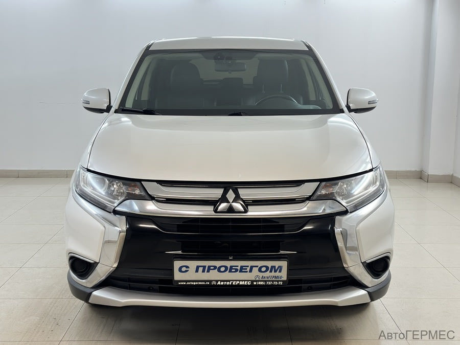 Фото MITSUBISHI Outlander III Рестайлинг 2 с пробегом | №2 Фото MITSUBISHI Outlander III Рестайлинг 2 с пробегом | №2